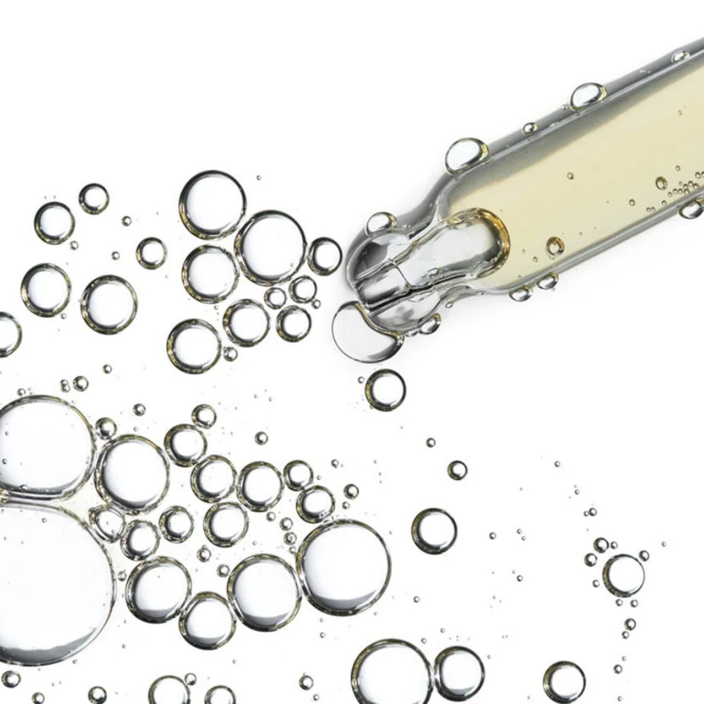 💧 Acide hyaluronique : l’allié essentiel d’une peau hydratée et repulpée